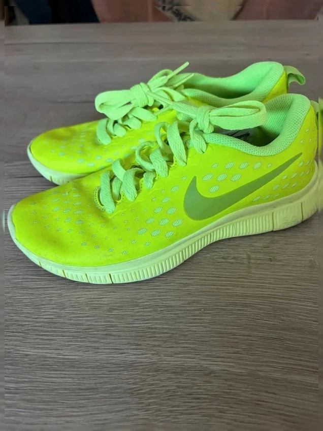 🟡 Baskets Nike Free 5.0 – Jaune Fluo